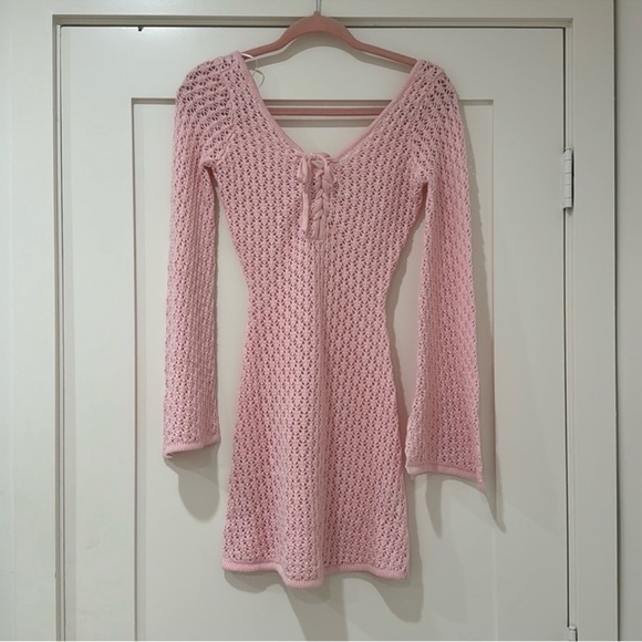 Light Pink Long Sleeve Crochet Mini Dress size 6 - Picture 5 of 6